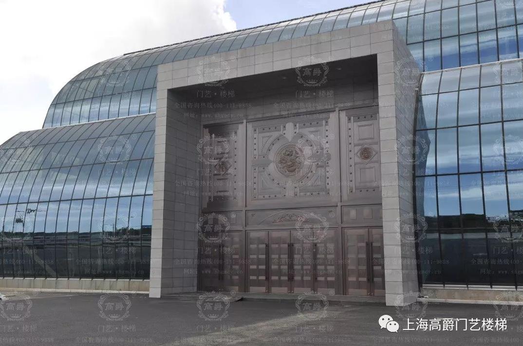 成熟为美，品味为尊